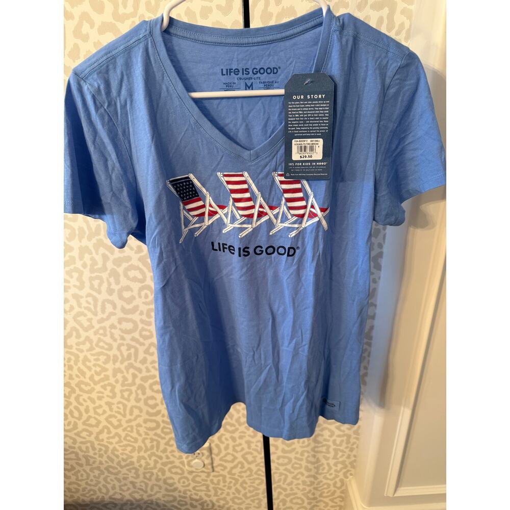 Life is Good Women's Cornflower Blue Crusher Lite V-Three Americana Tee Size M - Picture 2 of 5
